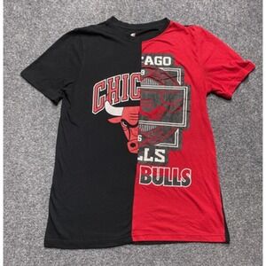 NBA Chicago Bulls T-Shirt Mens Large Black Red Split Graphic Tee Short Sleeve